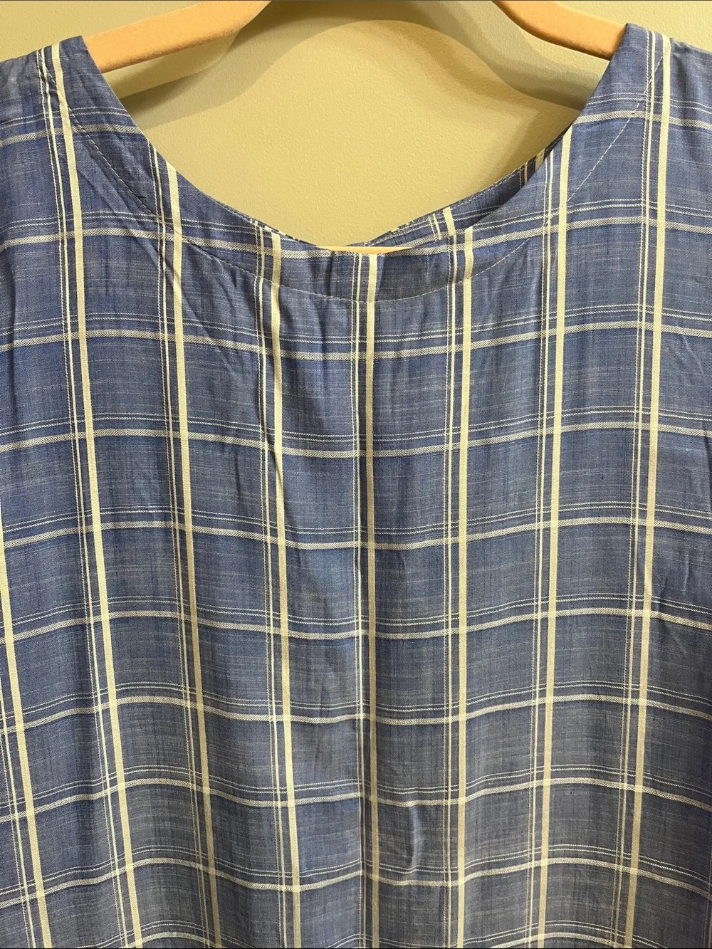 LOFT Blue Plaid Short Sleeve Shirt with Buttons Up the Back